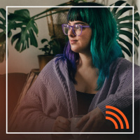 De autoaceptación y feminismo gordo habla en su primer libro “Cuerpo sin vergüenza” Antonia Larraín