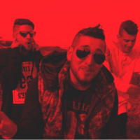 אנו צוחקים בזאת: הומור דור ה-Y