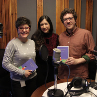 Jazmina Barrera y el lanzamiento de su libro Cuaderno de Faros por la editorial Montacerdos