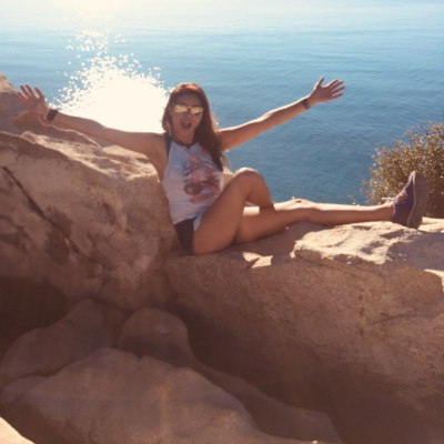 Encendiendo Corazones- Deja De Sobrevivir Y Aprende A Vivir.