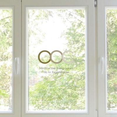 Marc Camero - Explorando La Realidad Presente