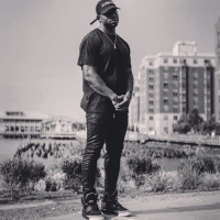 Jason Lacayo ( @therealjumpmanjay )