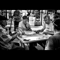 Como o bolsonarismo usou a tecnologia para prender nossos pais em uma realidade paralela