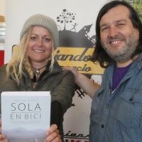 Cristina Spinola Sola en bici