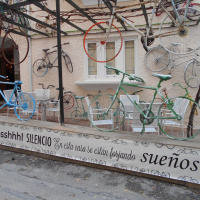 La Casa de las Bicicletas, una historia de amor y Llévame de viaje - programa 110