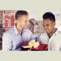 Episode 140: Gay Men, the Holiday Season, and the Five Senses