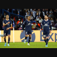 Dinero y soledad en el fútbol