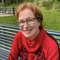 Vieraana suomen kielen opettaja Jutta Kosola