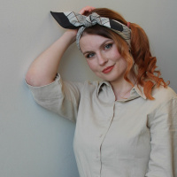 Vieraana suomen kielen opettaja Sanni Törmänen