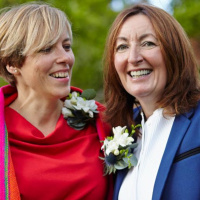 Ep 76 Rach Underhill on grief following her wifes illness amp death (lgbtq+ grief)