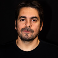 Luciana Ribeiro em tecnologia: maldição ou salvação?