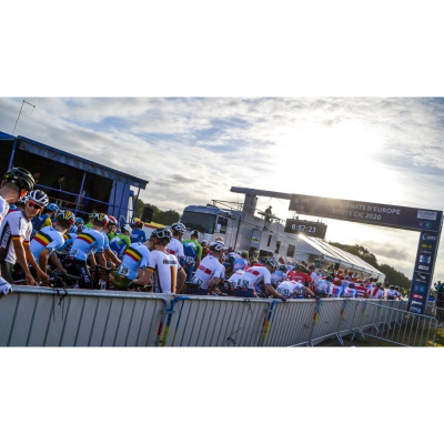 Les Commissaires De Course