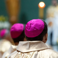 „Biskupia omerta została złamana”. W polskim Kościele idą zmiany? [Tematy Tygodnika]