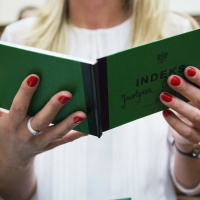 Studia nie są już dziś dla wszystkich [Tematy Tygodnika]