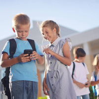 Jak korzystać z AI w szkole? [Tematy Tygodnika]