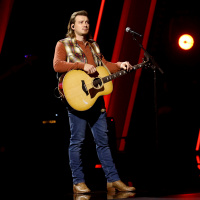 HOT COUNTRY MINUTE! Tours, Show Endings  BREAK UPS!