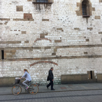 Episode 1: (PRESENCE, or ) A METAPHYSICS OF ABSENCE – with Resina amp Lea Bertucci