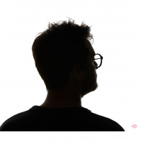 S1 Ep6: Men with Glasses