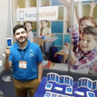 207: La escuela en la palma de la mano, con Marco Félix, de Handschool