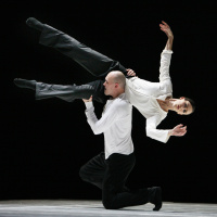 Scapino dancers MAYA ROEST  MISCHA VAN LEEUWEN on RIDCC plus the CITY COCOON in Schiedam