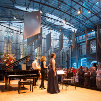 In Delft we talk to LIZA FERSCHTMAN about the Chamber Music Festival  BAS VOLLEBREGT on Prinsenhof