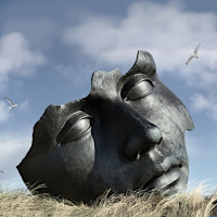 We are at BEELDEN AAN ZEE talking to curator LEANA JULIAN and we meet singer/songwriter MAGDA MENDES