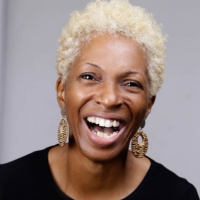 EP122: A Demotivated Manager