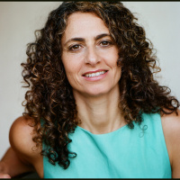 Dr. Daphne Miller, author of Farmacology with Elisa Parker