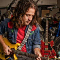 Ep. 75 : Andrew McKeag (The Presidents of the United States of America/Andrew McKeag Band/Tour Manager)