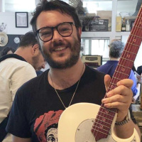 Ep. 36: James Carbonetti (Carbonetti Guitars and Caveman)