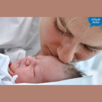 New Mom Breastfeeding Manual: The First Week