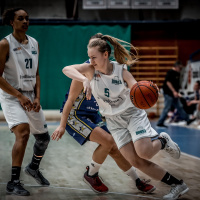 S1-E8 - Naisten Korisliiga Playoff - Dionne Pounds, Pekka Salminen, Roope Mäkelä