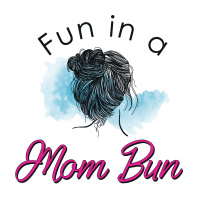 Episode 23 The Mom Who Knew Too Much: Mothering in the UK, Surviving Teenagers and Grief