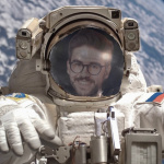 Con Barba Y A Todo Volumen