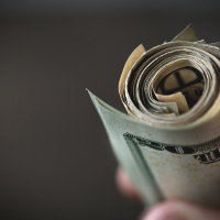 Which IL Political Party Broke the Bank This Year?