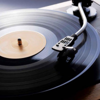 Comenzamos la excelente selección musical