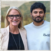 Mel Robbins: How to Use the ‘Let Them Theory’ (A Life Changing Mindset Hack That 15 Million People Can’t Stop Talking About)