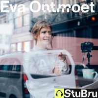 Eva ontmoet Robi