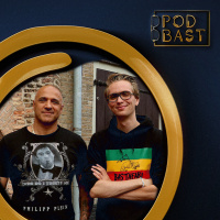 DJ Paul Elstak: “Ik geniet van mijn succes, want het kan zo voorbij zijn.” || PodBast S01E11