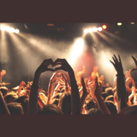 Music with Tom Dunne