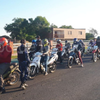 Utilizan turnos en los bancos para poder pasar los controles