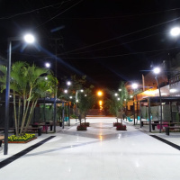 Comercios cambian de rubro para poder sobrevivir