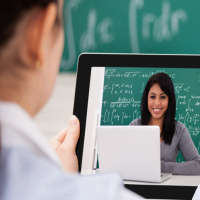 Los exámenes ahora se toman por videoconferencia