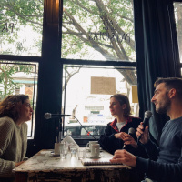 Paola Barrientos en el radiocafé de #MalditaSuerte