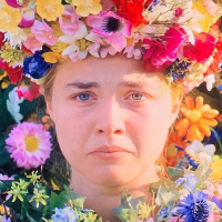 04) SPIN OFF - FOTOGRAMMI MIDSOMMAR: LORRORE ALLA LUCE DEL SOLE IN UNA SPERDUTA COMUNE SVEDESE