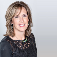 Episode 016: Leigh Holt