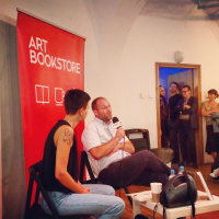 #26: „Ostre cięcie” na żywo – spotkanie z Karolem Trammerem