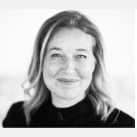 Sara Fenske Bahat navigates art, protests, and politics