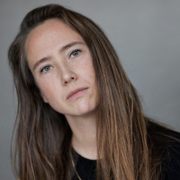 Ilke Paddenburg speelt De Wetten