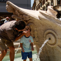 2-7: Clima extremo golpea en diferentes latitudes.